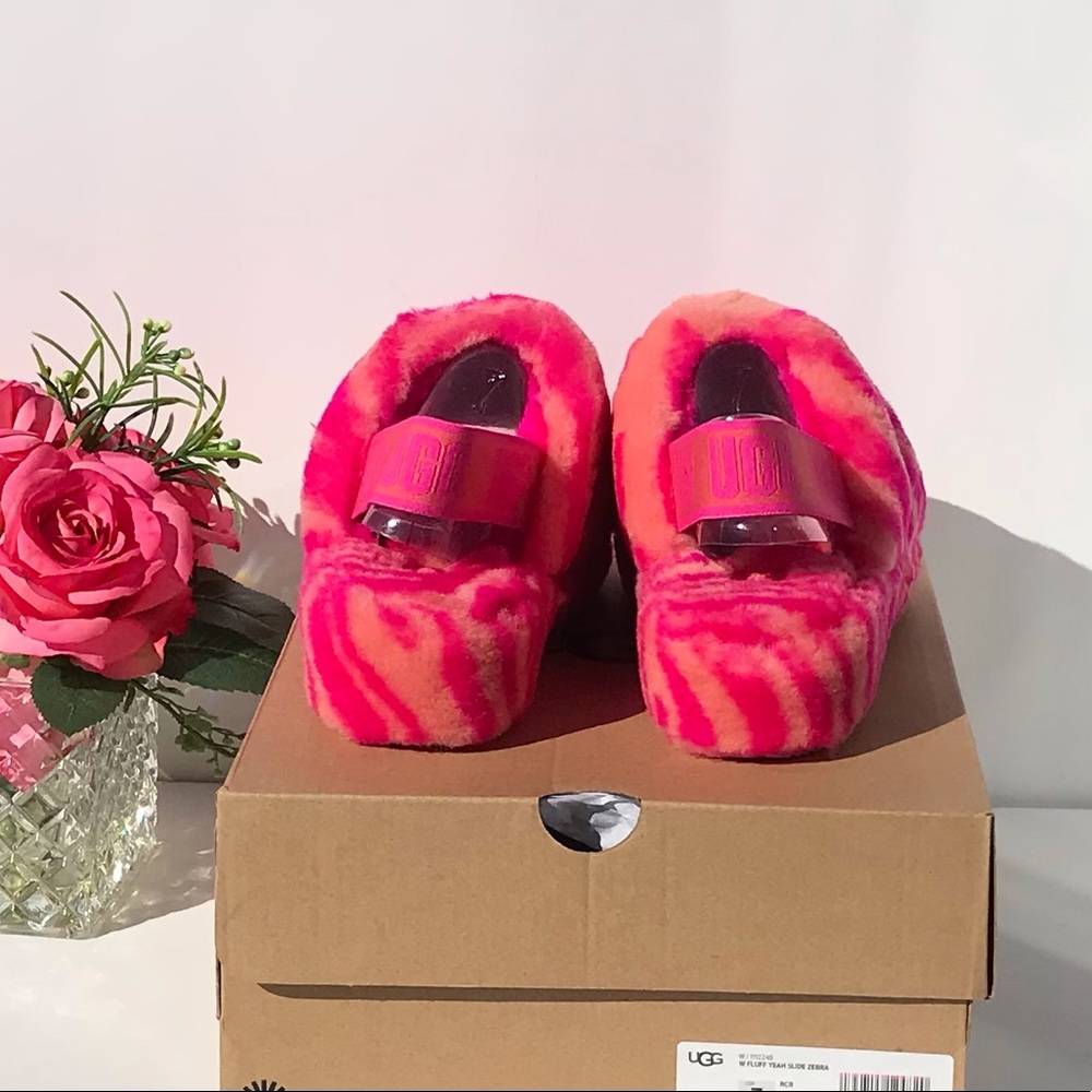 UGG Fluff Yeah Slide Zebra - Picture 10 of 11